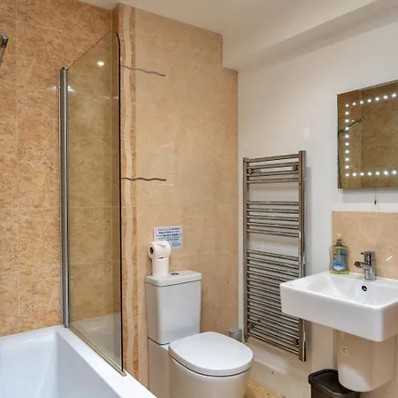 Finest Retreats - Jubilee Barn At Bodmin Moor
